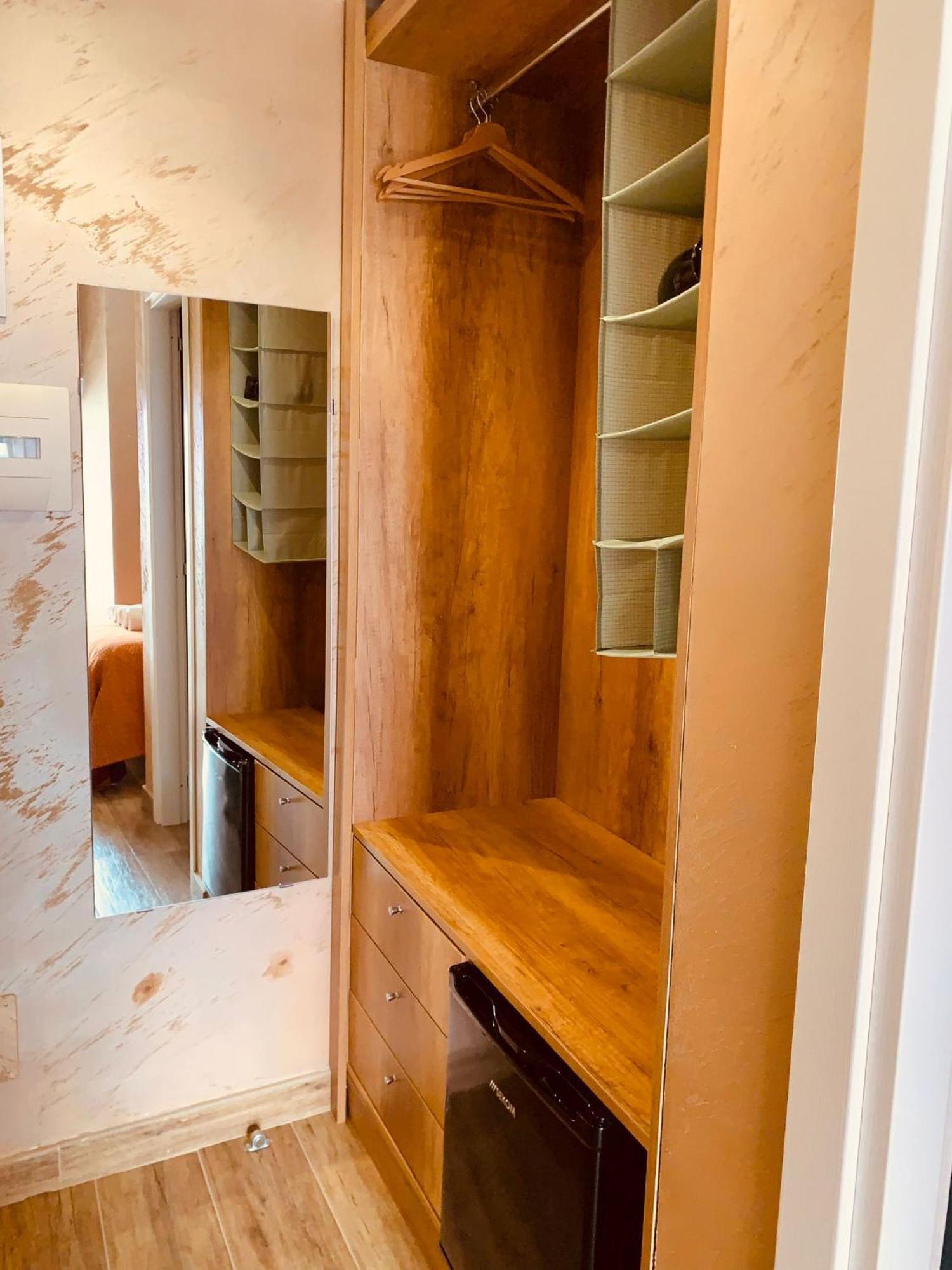 Maison Lilly Neapel Zimmer foto